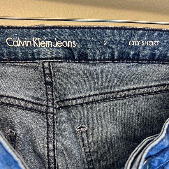 Calvin Klein Jean Shorts - Picture 3 of 3